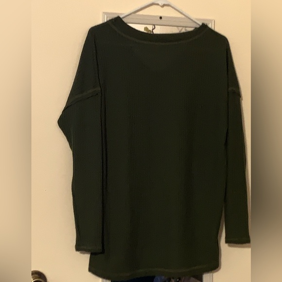 REB. in J. 220 hunters green waffle pattern look at pictures for measurements - Picture 3 of 8